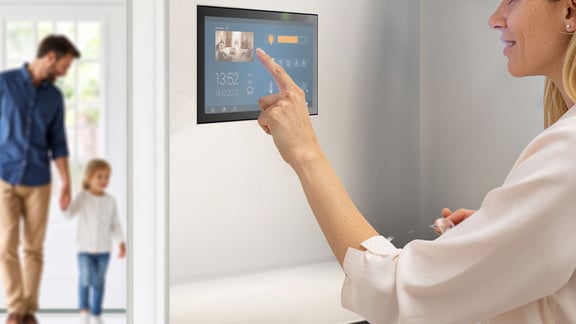 Header-luna-smart-home_1920x1080