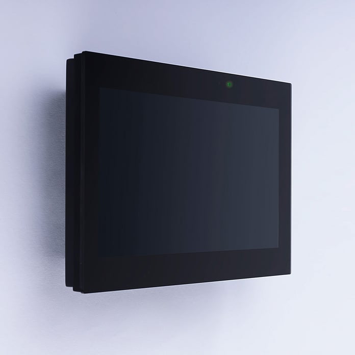Touch panel for building automation in a wall-mounted housing